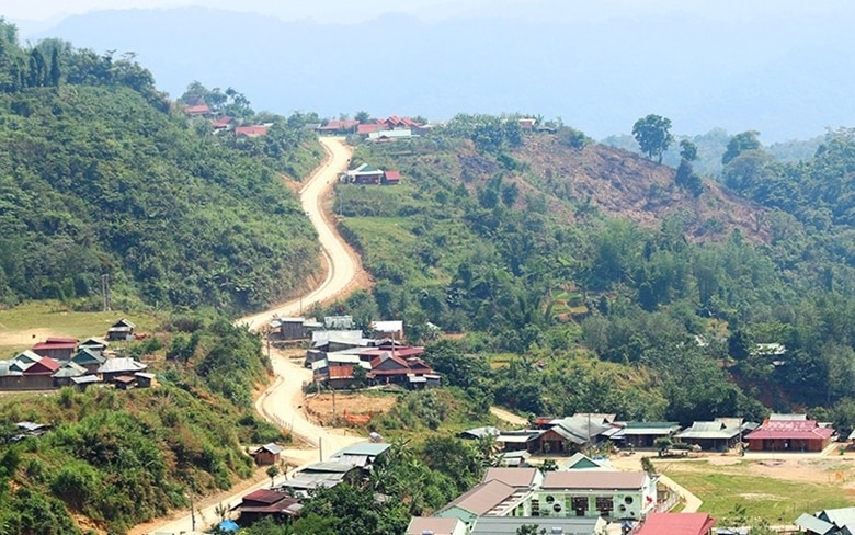 Sponsored the construction of 27 toilets and bathrooms for families of Agent Orange victims in ethnic minority and mountainous areas