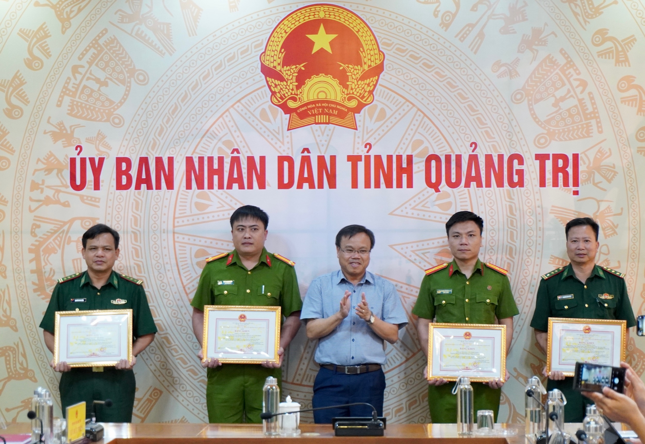 Triển khai quyết liệt công tác phòng chống buôn lậu, gian lận thương mại và hàng giả