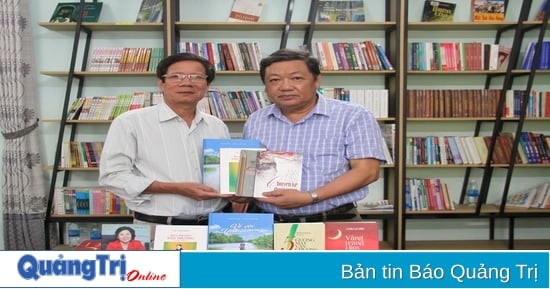 Dona más libros a la Sala de Lectura “Aspiración por la Paz”