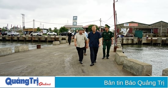 กระทรวงเกษตรและพัฒนาชนบทตรวจสอบการทำงานต่อต้านการทำประมงผิดกฎหมายในจังหวัดกวางตรี