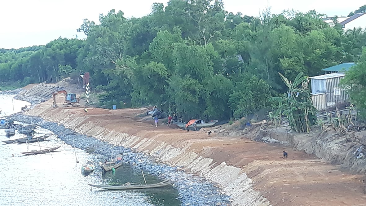 Triệu Phong tăng cường các giải pháp bảo đảm an toàn trong mùa mưa bão