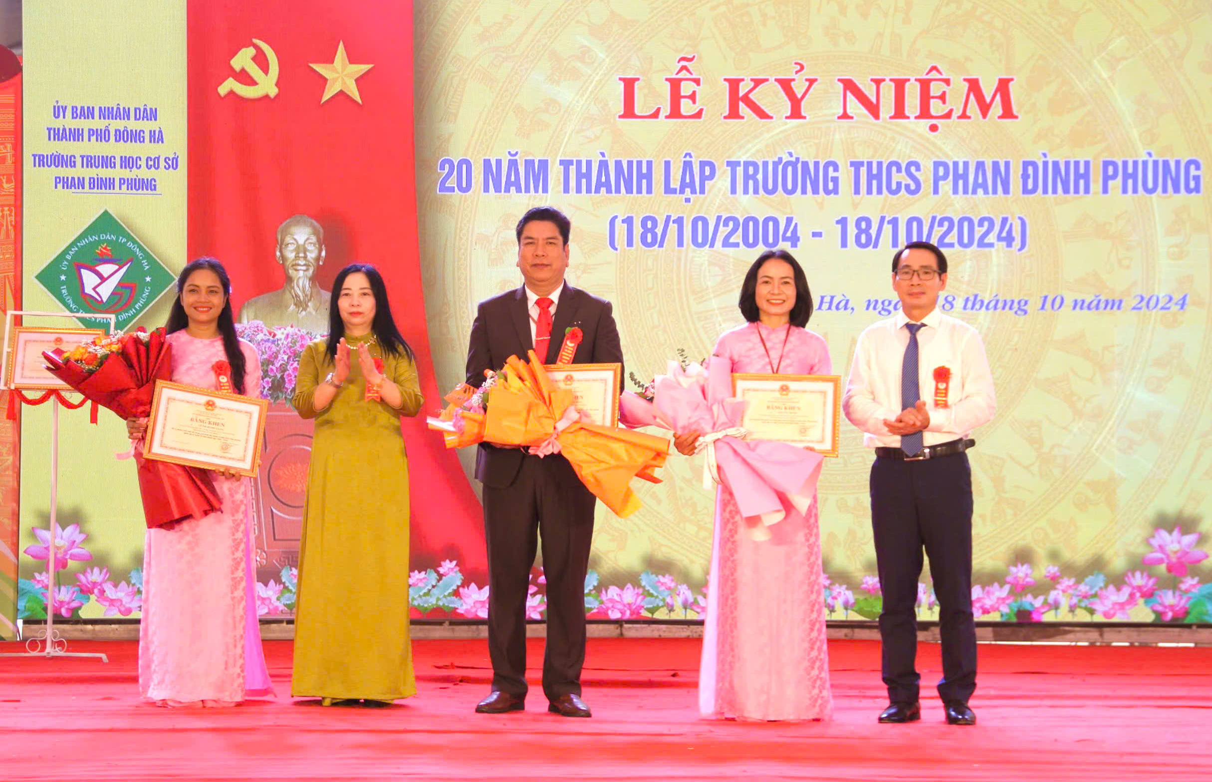 Kỷ niệm 20 năm thành lập Trường THCS Phan Đình Phùng