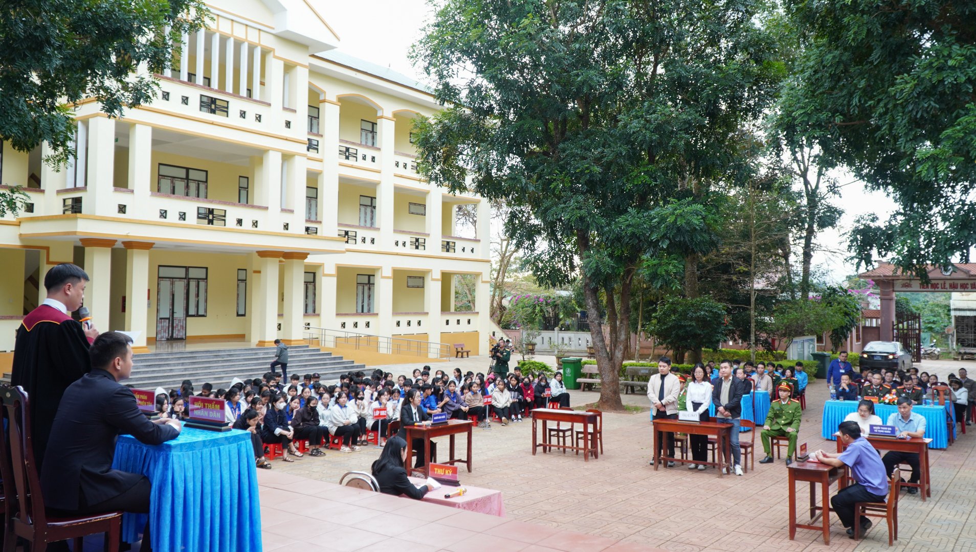 Hơn 400 đoàn viên, thanh niên Hướng Hóa tham gia phiên tòa giả định tuyên truyền phòng chống ma túy