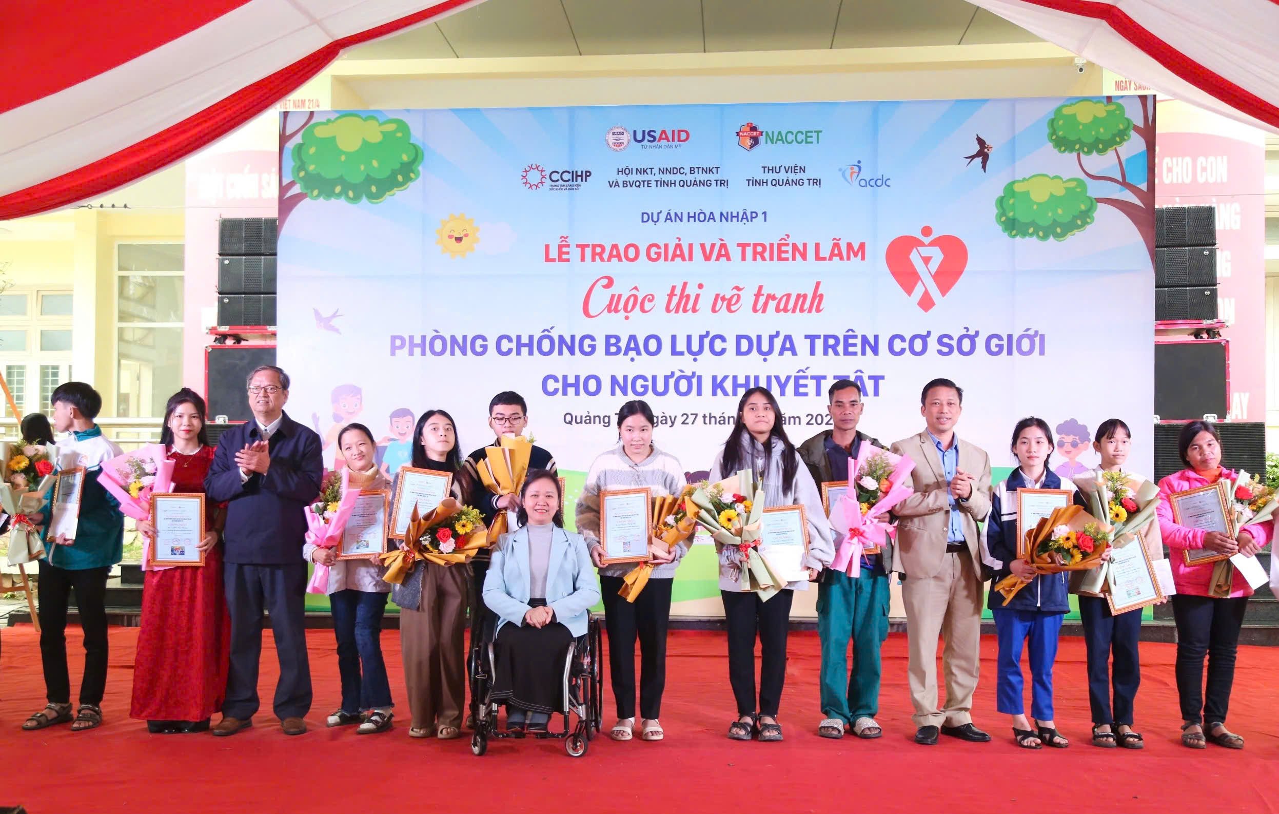 Trao giải, triển lãm Cuộc thi vẽ tranh phòng chống bạo lực trên cơ sở giới cho người khuyết tật