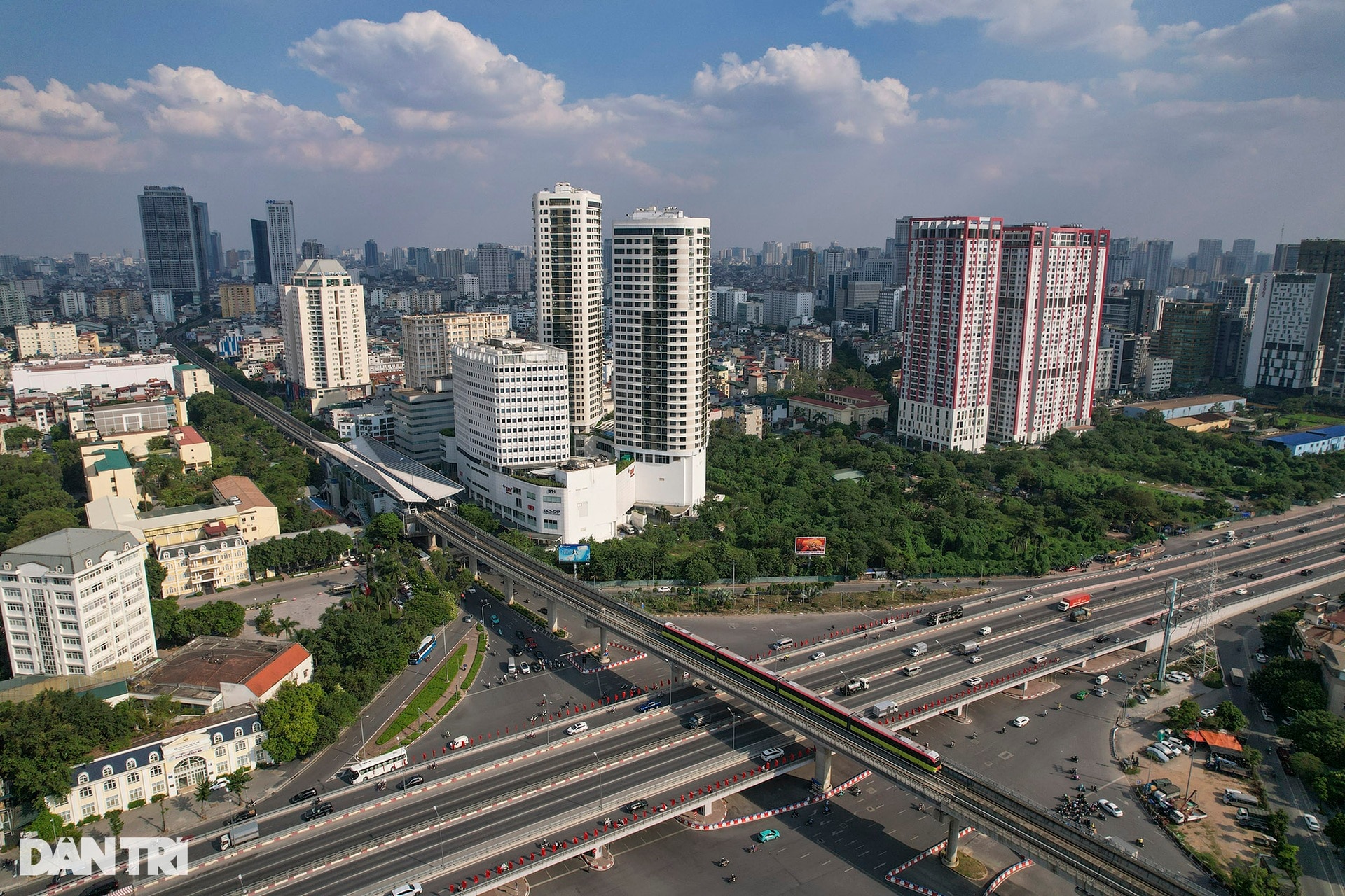 Hà Nội - đô thị hiện đại giữa lòng di sản nghìn năm - 10