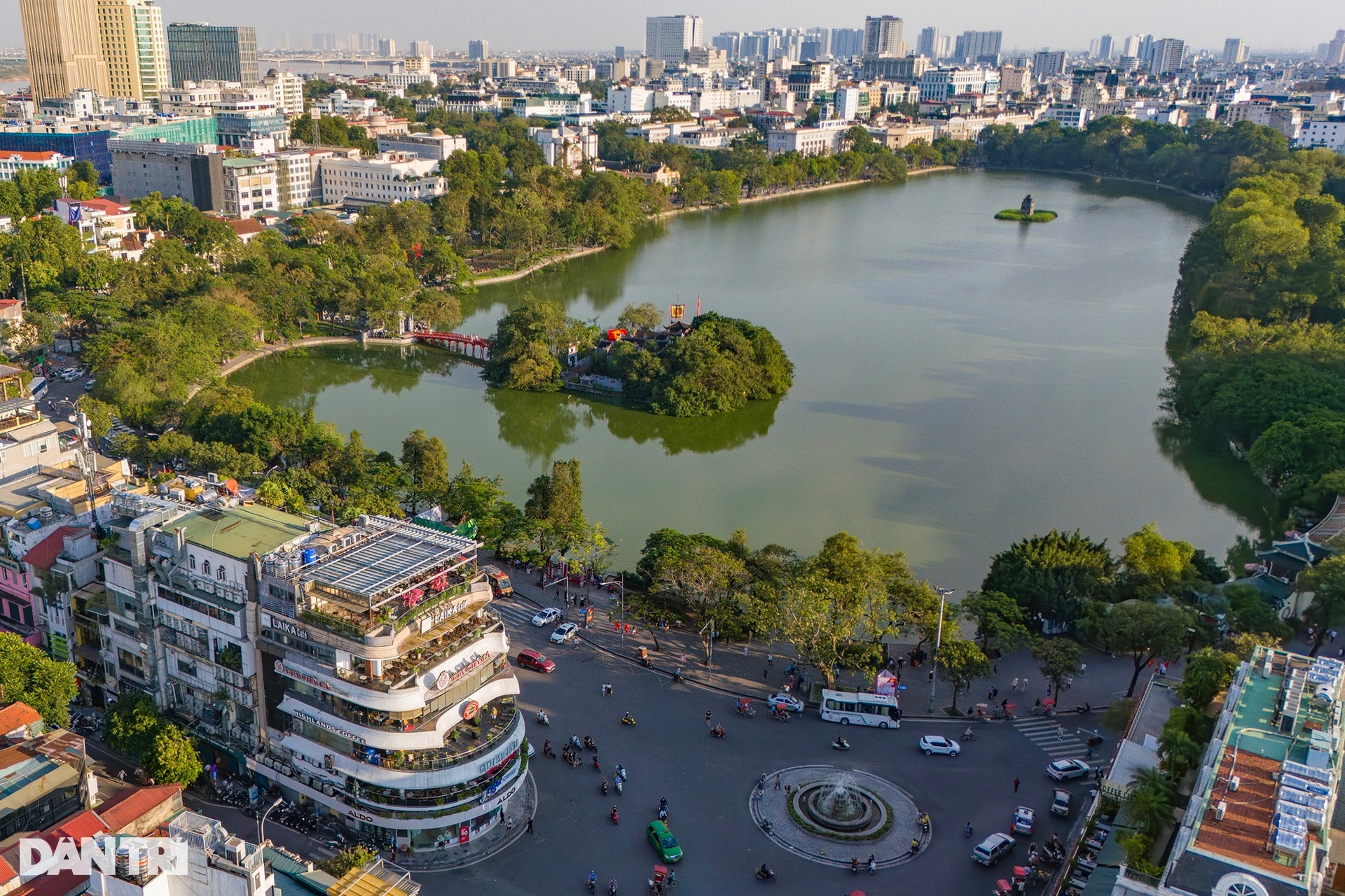 Hà Nội - đô thị hiện đại giữa lòng di sản nghìn năm - 4