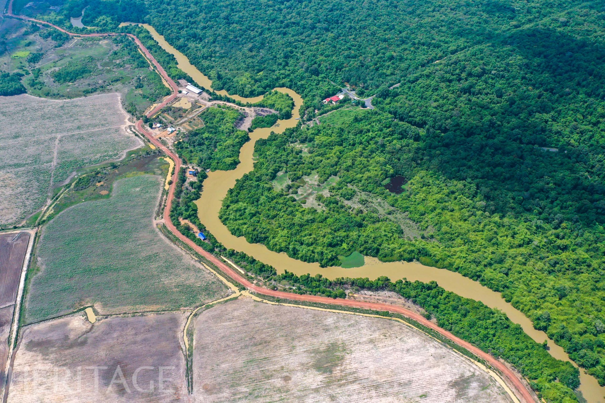 Có thể là hình ảnh về Kênh đào Panama