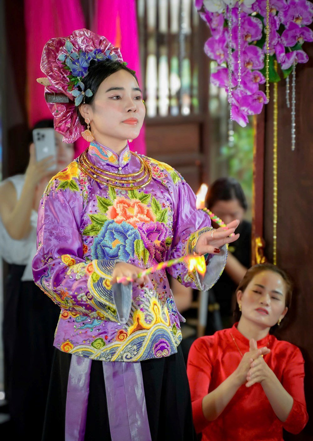 Bảo tồn, phát huy giá trị chuẩn mực trong thực hành Di sản Tín ngưỡng thờ Mẫu - ảnh 5