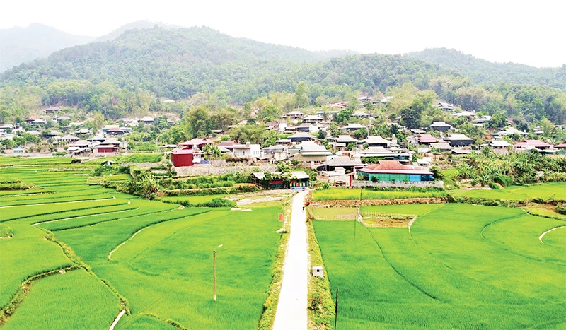 Thôn Phai Tung, xã Mường Báng, điểm sáng du lịch cộng đồng. (Ảnh KHIẾU MINH)