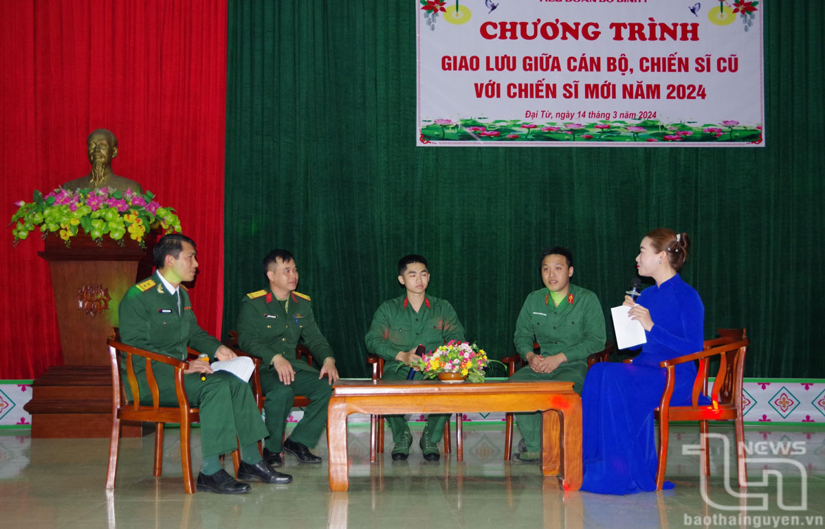 Chương trình tọa đàm chiến sĩ mới của Trung đoàn 832, Bộ Chỉ huy Quân sự tỉnh.