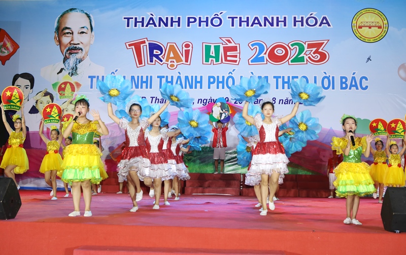 Đặc sắc đêm thi văn nghệ Hội trại hè thanh thiếu nhi TP Thanh Hóa năm 2023