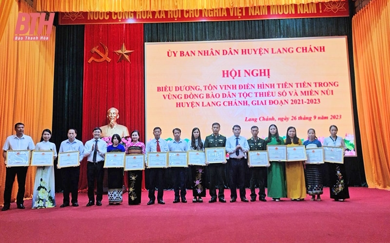 Lang Chánh: Biểu dương, tôn vinh điển hình tiên tiến trong đồng bào dân tộc thiểu số và miền núi