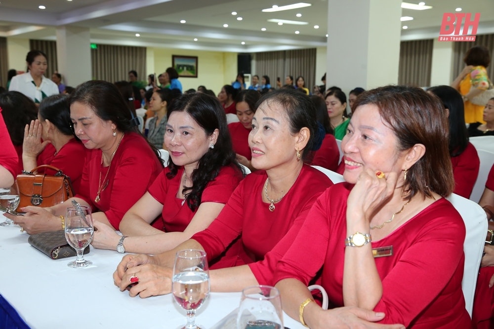 “Phụ nữ khởi nghiệp, phát huy tài nguyên bản địa, cùng nhau vươn xa”