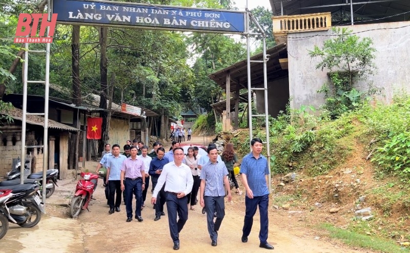 Phó Chủ tịch UBND tỉnh Lê Đức Giang kiểm tra một số công trình trọng điểm phòng, chống thiên tai tại các huyện Quan Hóa, Mường Lát 