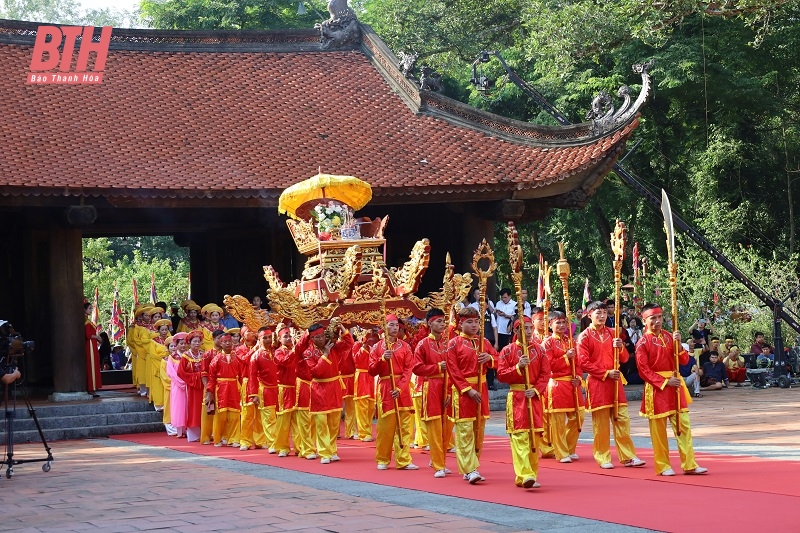 Về Lam Kinh, nghe âm hưởng hào hùng từ ngàn xưa vọng lại...