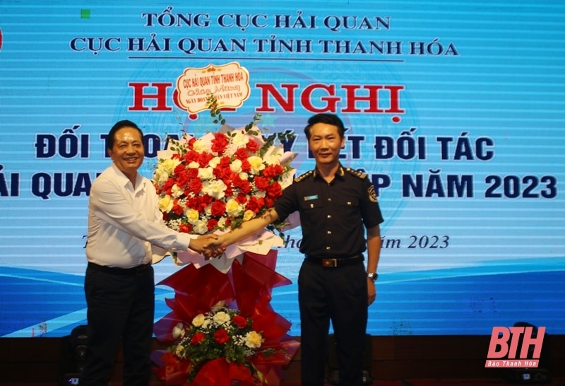 Hơn 200 doanh nghiệp tham gia đối thoại với cơ quan Hải quan