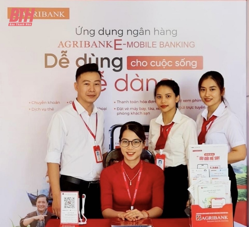 Agribank Yên Định nhiều hoạt động hưởng ứng Ngày chuyển đổi số quốc gia