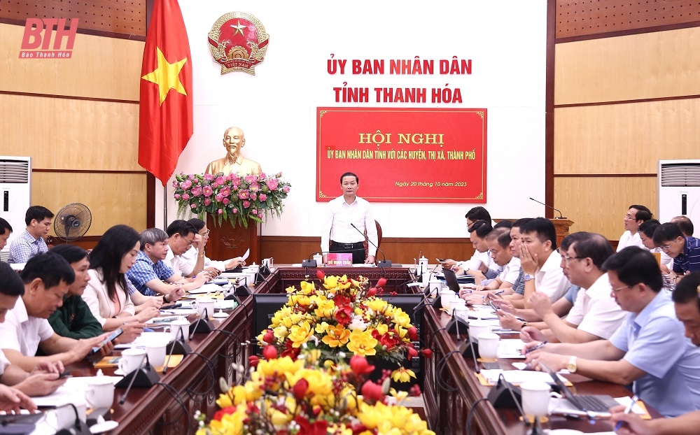 Tập trung lãnh đạo, chỉ đạo, điều hành thực hiện hiệu quả các nhiệm vụ trọng tâm phát triển kinh tế - xã hội