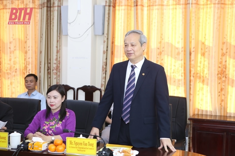 Đoàn Tùy viên chính trị, Đại sứ quán Hoa Kỳ tại Việt Nam thăm và làm việc với Ủy ban MTTQ tỉnh Thanh Hóa