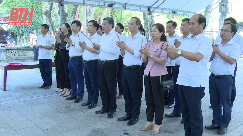 Thọ Xuân: Dâng hương khai đền tại Khu di tích lịch sử Quốc gia đặc biệt Lam Kinh