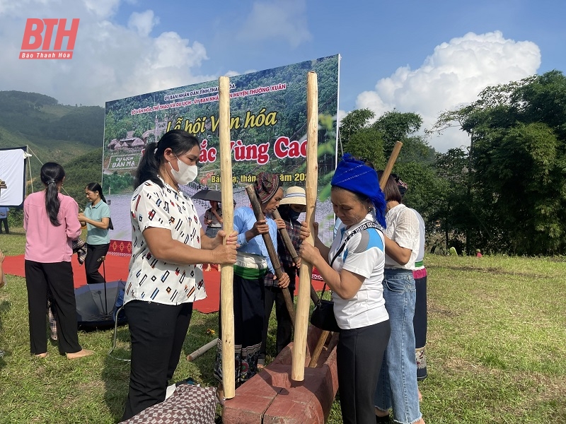 Hoà mình vào các trò chơi dân gian tại Lễ hội Văn hóa “Hương sắc vùng cao”