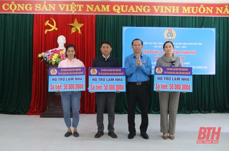 LĐLĐ tỉnh trao kinh phí xây dựng “Mái ấm công đoàn”, tặng quà đoàn viên ốm đau, bị bệnh hiểm nghèo