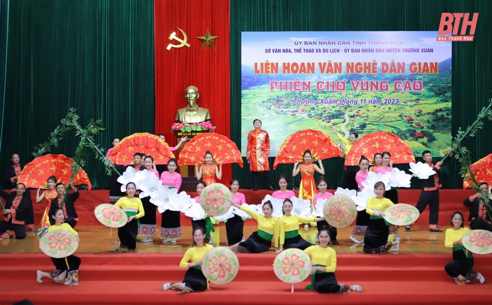 Tổng kết Liên hoan Văn nghệ dân gian - Phiên chợ vùng cao và Lễ hội Văn hóa “Hương sắc vùng cao”