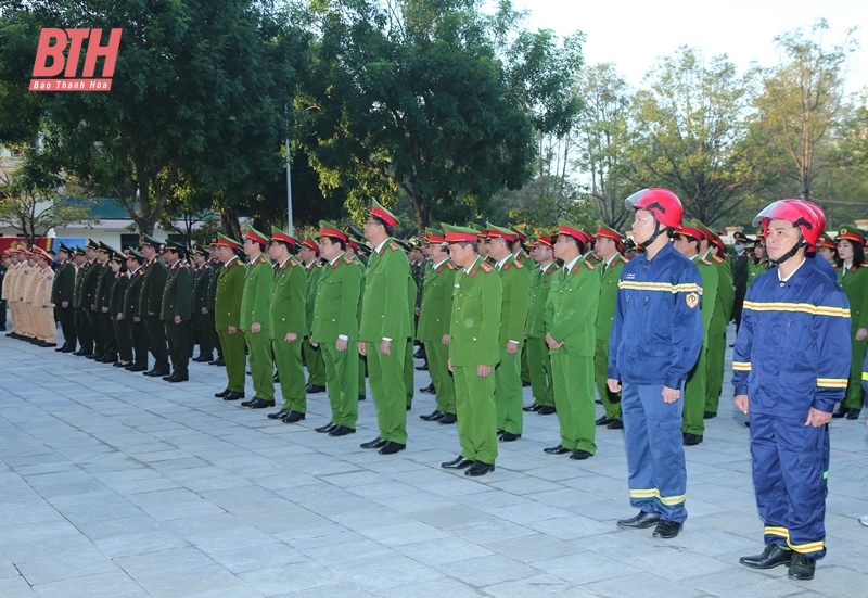 Công an Thanh Hóa ra quân tấn công, trấn áp tội phạm, bảo đảm ANTT Tết Nguyên đán Giáp Thìn 2024