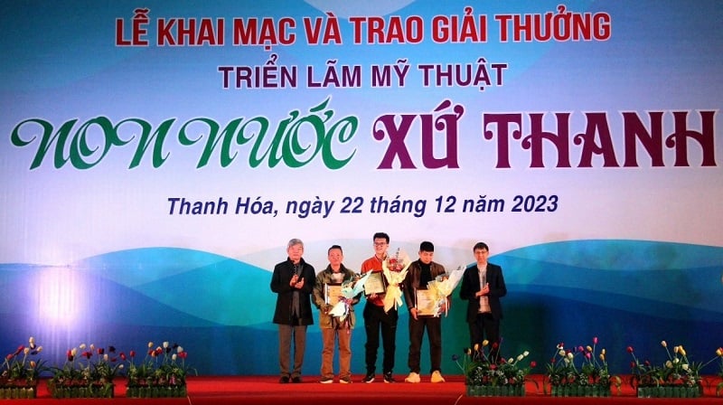 Triển lãm mỹ thuật “Non nước xứ Thanh”