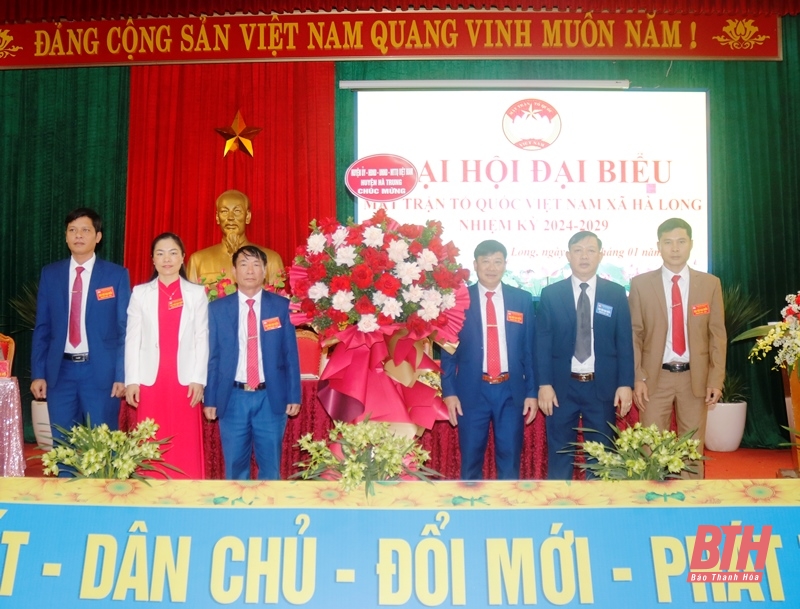 Tiếp tục đổi mới nội dung, phương thức hoạt động, vì mục tiêu xây dựng xã Hà Long trở thành đô thị loại V