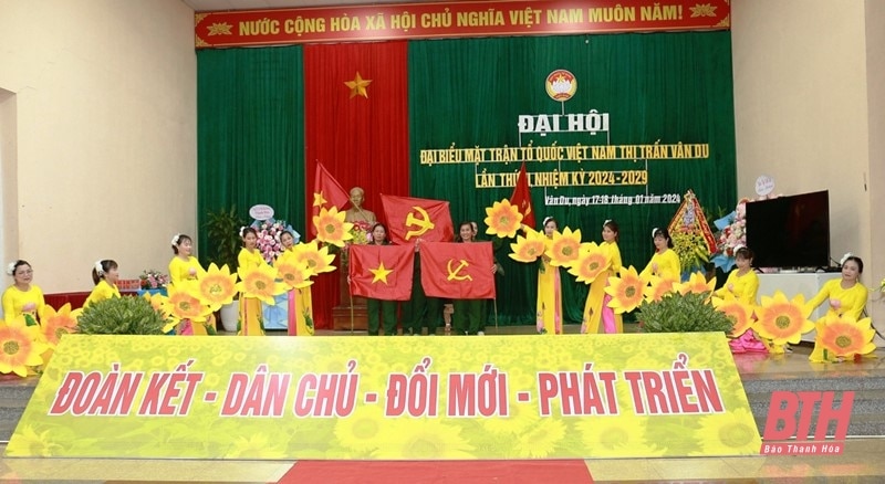 Tiếp tục đổi mới nội dung, phương thức hoạt động, xây dựng thị trấn Vân Du trở thành đô thị văn minh