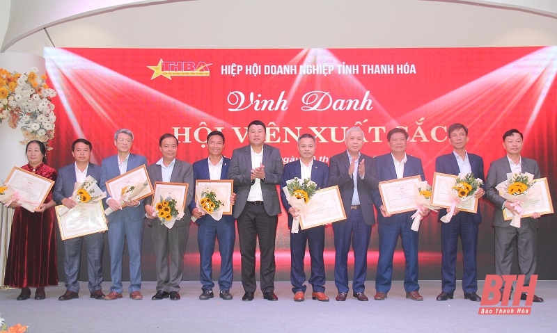 Hỗ trợ cộng đồng doanh nghiệp vượt khó, nâng cao năng lực cạnh tranh