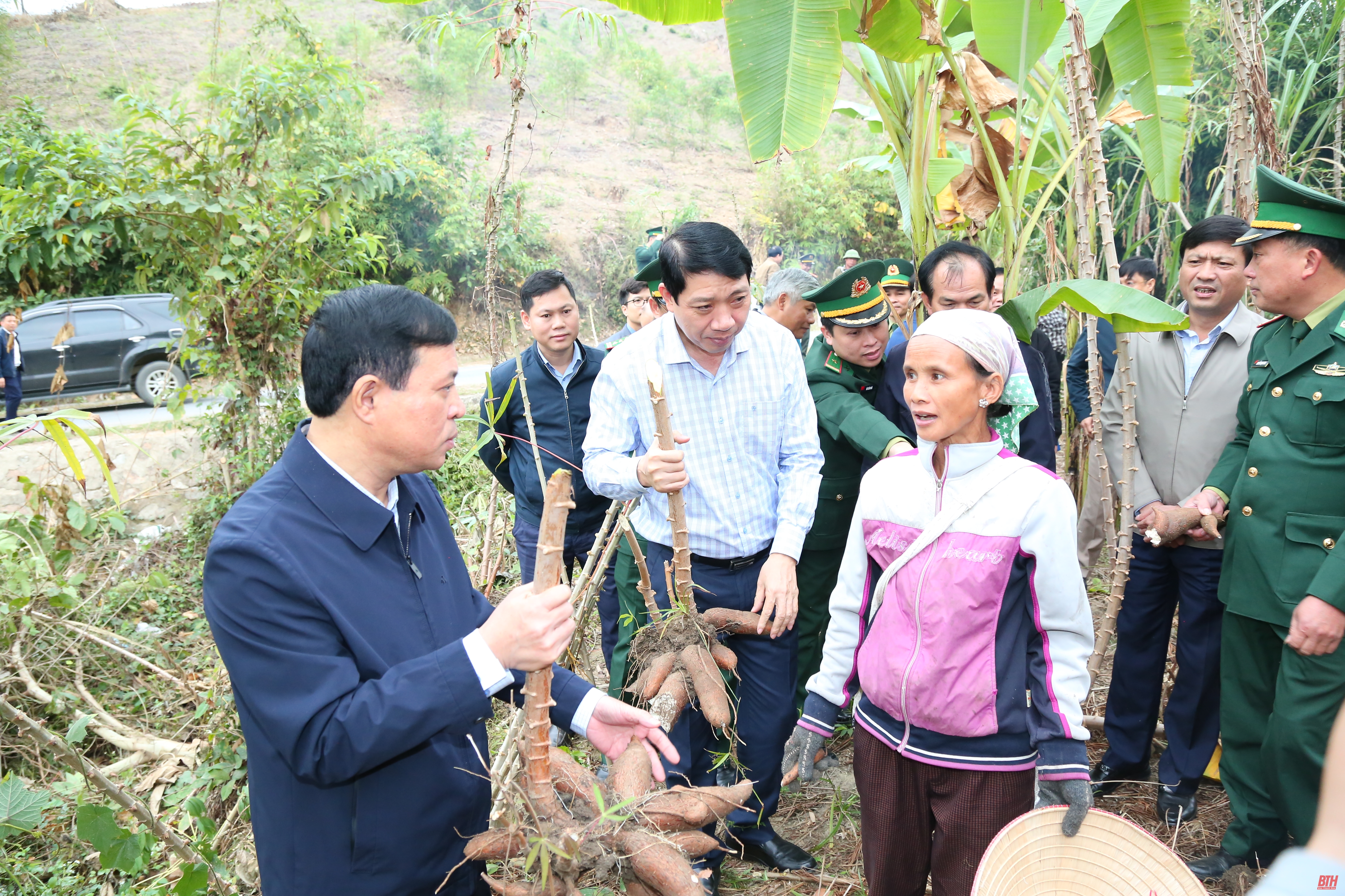 [Cập nhật] Phó Bí thư Thường trực Tỉnh ủy, Trưởng Đoàn ĐBQH tỉnh thăm, kiểm tra tình hình sản xuất, đời sống Nhân dân huyện Mường Lát