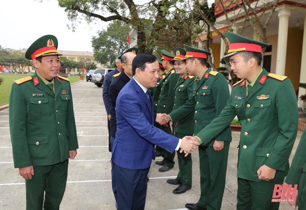 Phó Bí thư Thường trực Tỉnh ủy, Trưởng Đoàn ĐBQH tỉnh Lại Thế Nguyên thăm, kiểm tra tình hình sản xuất, đời sống Nhân dân huyện Quảng Xương