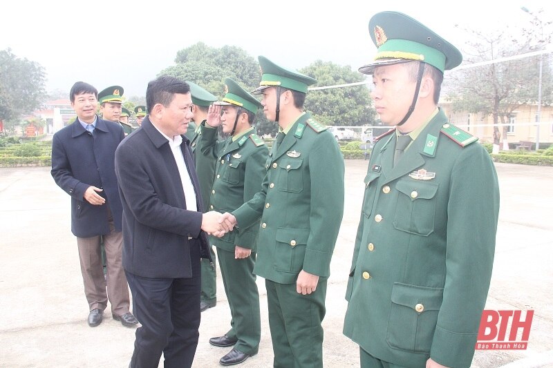 Phó Chủ tịch Thường trực UBND tỉnh Nguyễn Văn Thi kiểm tra tình hình sản xuất, đời sống Nhân dân huyện Hoằng Hóa