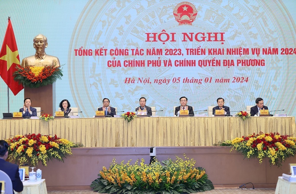 Hội nghị tổng kết nhiệm vụ năm 2023, triển khai nhiệm vụ năm 2024 của Chính phủ và chính quyền địa phương