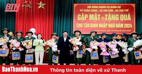 Hội LHPN tỉnh động viên, tặng quà tân binh nhập ngũ năm 2024