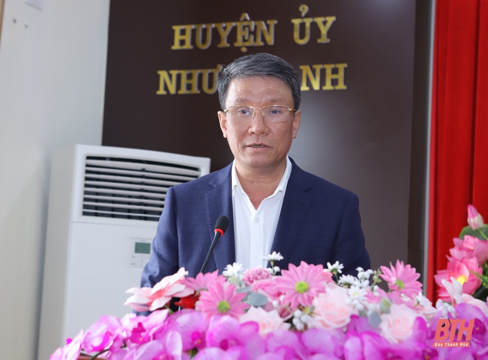 Provincial Party Secretary Do Trong Hung inspects the construction progress of the Van Thien - Ben En road; visits and works in Nhu Thanh district