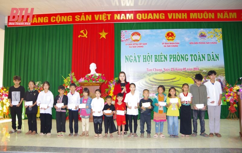 Ngày hội Biên phòng toàn dân tại xã biên giới Tam Chung