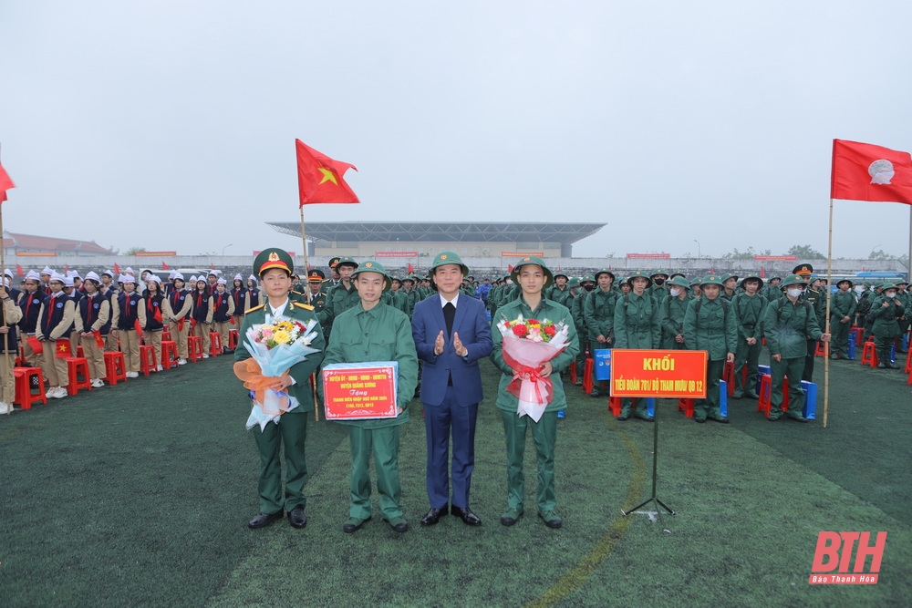 Thanh Hoa completes military recruitment work in 2024