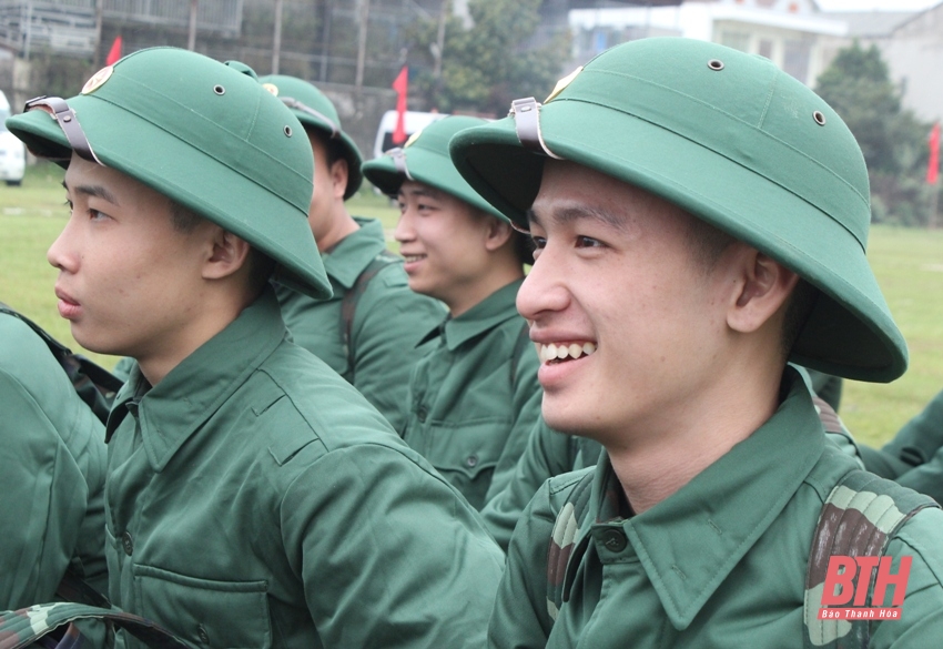 Thanh Hoa completes military recruitment work in 2024