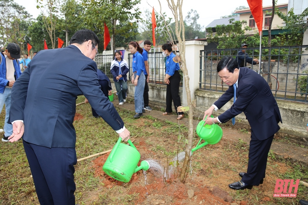 Ra quân Tháng thanh niên năm 2024 và phát động Tết trồng cây “Đời đời nhớ ơn Bác Hồ”