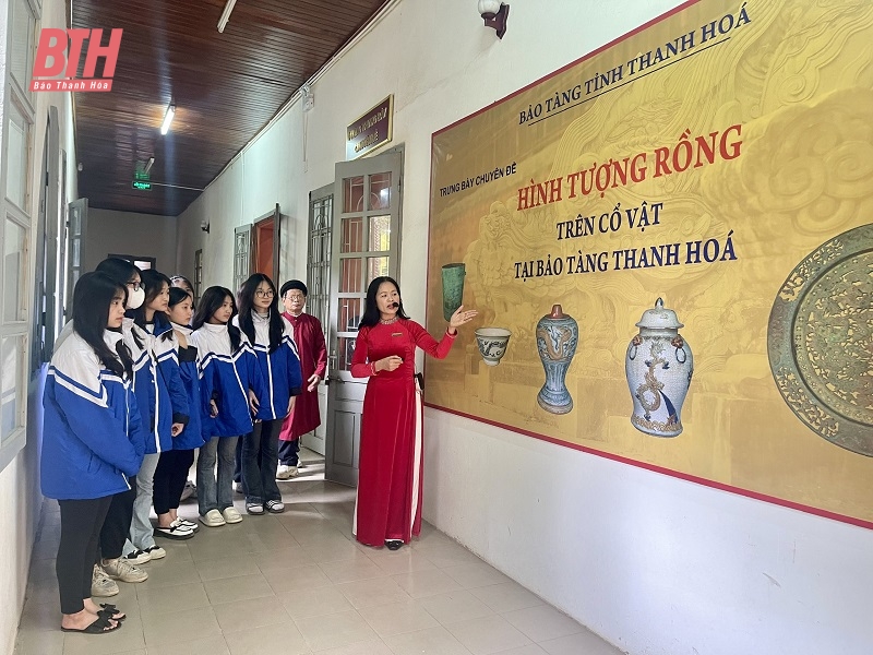 Trưng bày chuyên đề “Những cổ vật trang trí Rồng tại Bảo tàng Thanh Hóa” và “Nghề làm hương truyền thống”