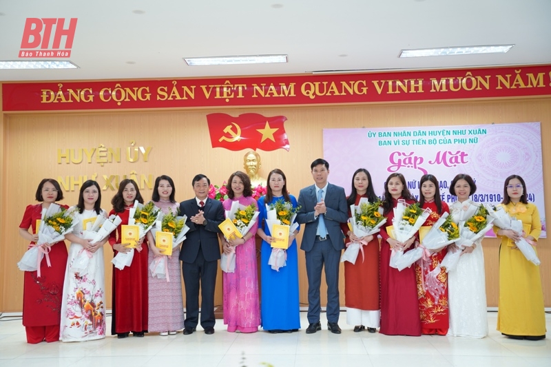 Như Xuân gặp mặt cán bộ nữ lãnh đạo, quản lý 