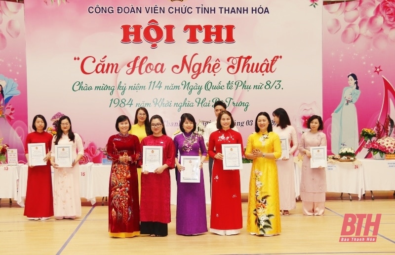 Hội thi “Cắm hoa nghệ thuật” chào mừng kỷ niệm 114 năm Ngày Quốc tế Phụ nữ 8/3