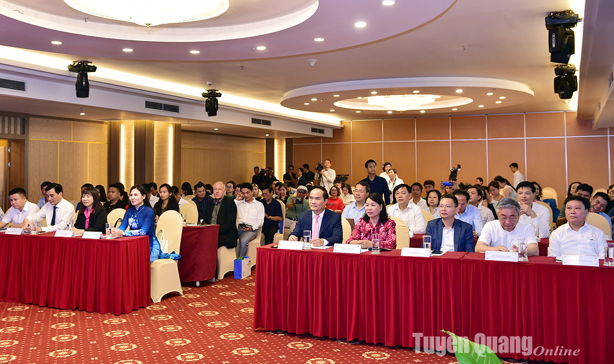 Tuyen Quang Media Tourism Year and the 3rd International Balloon Festival in Da Nang