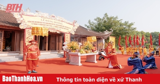 Bảo tồn và phát huy di tích gắn với phát triển du lịch tâm linh