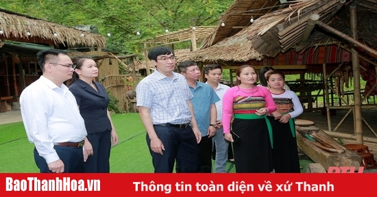 Quan Hoa needs to make more efforts in building new rural areas.