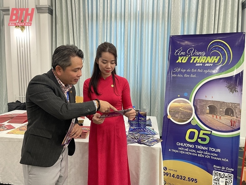 Conectar el turismo de Thanh Hoa con las agencias de viajes nacionales e introducir productos turísticos típicos en 2024