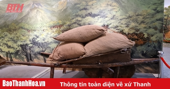 Từ những “hoa văn” trên bánh xe cút kít...